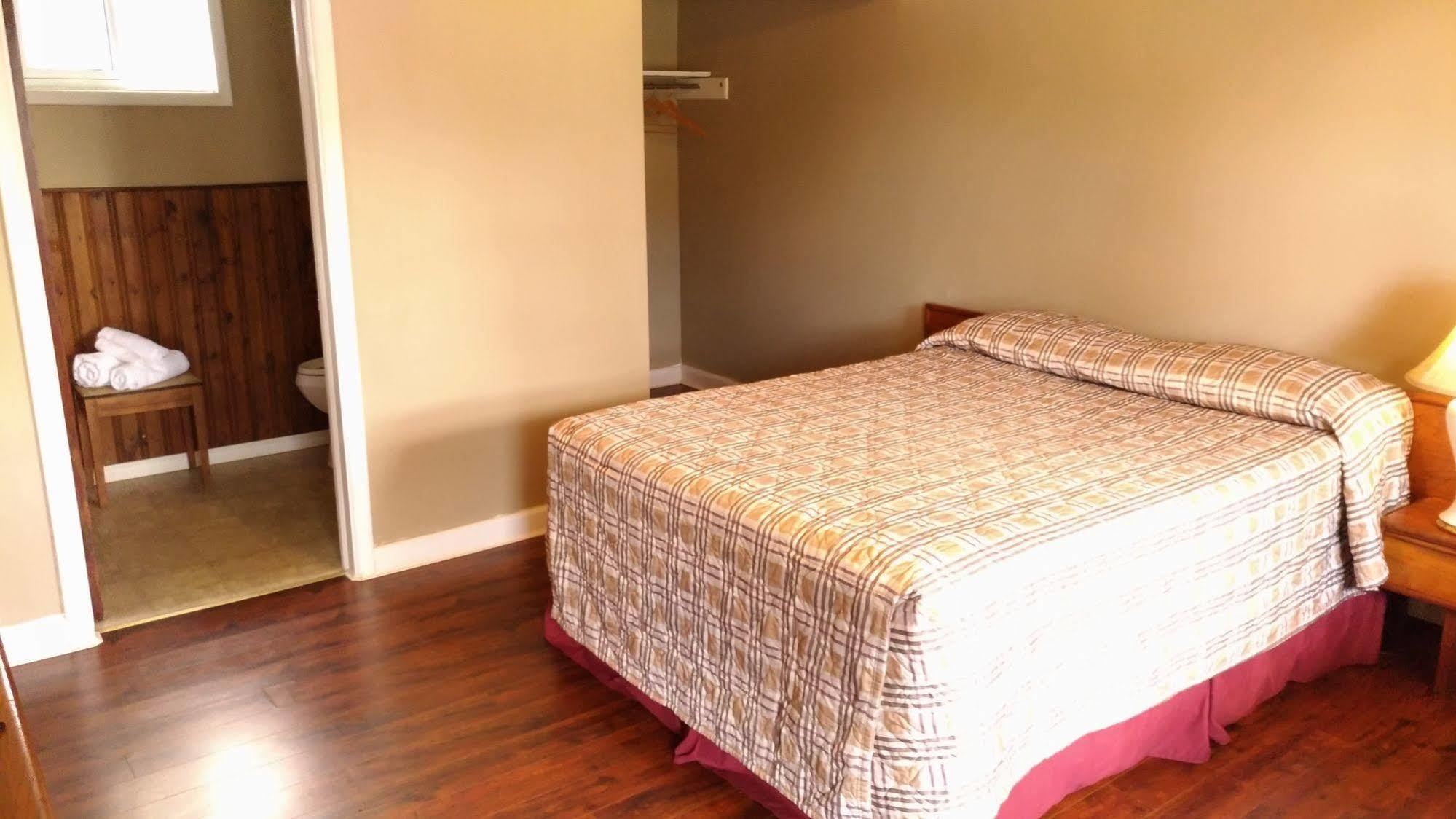 Maple Leaf Motel Delhi 외부 사진